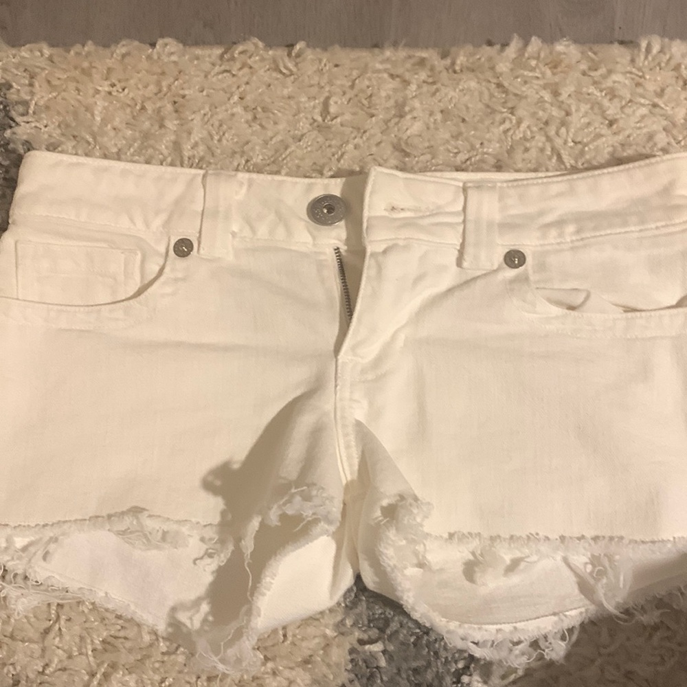 Guess Premium Jean shorts… white, NEVER WORN